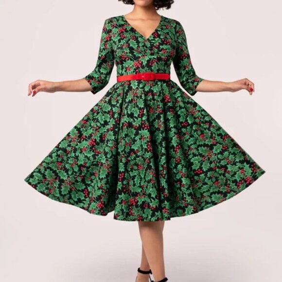 Hell Bunny Nicole Christmas Holly Leaf Berries 50's Swing Dress Small NWT - Picture 1 of 15